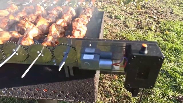 Демонстрация работы "Саможар - Волчок" на открытом и встроенном мангале. смотреть онлайн