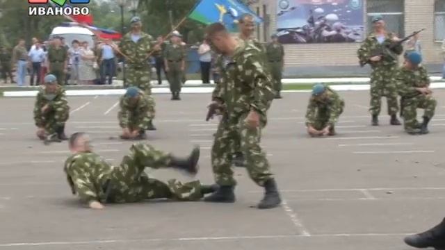 С неба на землю - в бой! смотреть онлайн