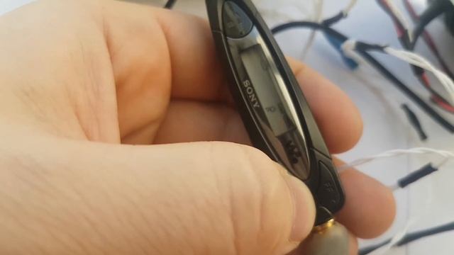 Sony WM-EX631 Walkman смотреть онлайн