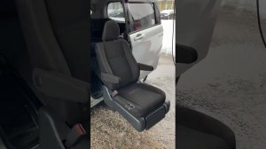 Хонда Фрид 2014 год с креслом для инвалида.