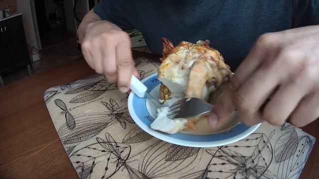 #Курица гриль в духовке ? Блогер Альбатрос жарит курицу размером с поросёнка смотреть онлайн