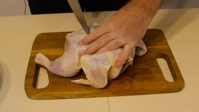 Курица в духовке с замечательным маринадом смотреть онлайн