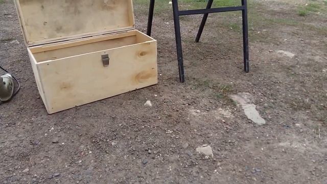 Ящик  для  инструментов из  фанеры