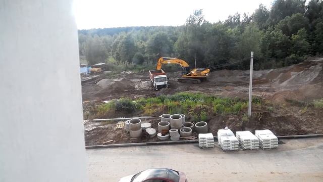 Как вытащить грузовик из грязи смотреть онлайн