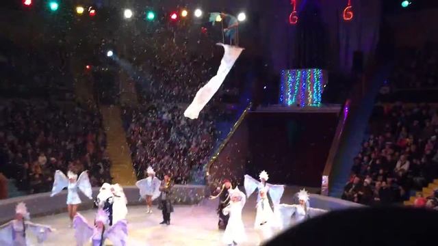 Запорожский новогодний цирк 2016 смотреть онлайн