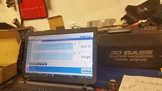 Renault trafic MAF fault P0100 смотреть онлайн