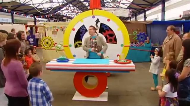 Watery Paint Patterns! | Episode 19 | FULL EPISODE | Mister Maker: Comes To Town смотреть онлайн