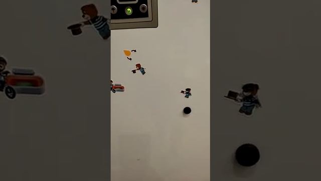 Добрый день! На холодильнике индезит мигают все светодиоды м... смотреть онлайн
