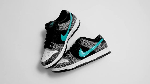 A MUST COP FOR ME || ATMOS ELEPHANT X NIKE SB DUNK LOW REVIEW + ON FOOT смотреть онлайн