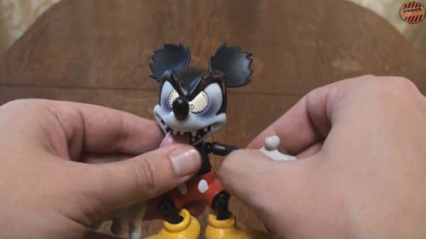 Обзор фигурки Mickey Mouse Runaway Brain Unbox