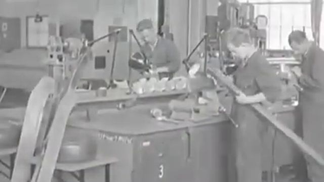 В этом огромном отеле никогда не было ни одного гостя. "Прорский колосс" на острове Рюген. смотреть онлайн