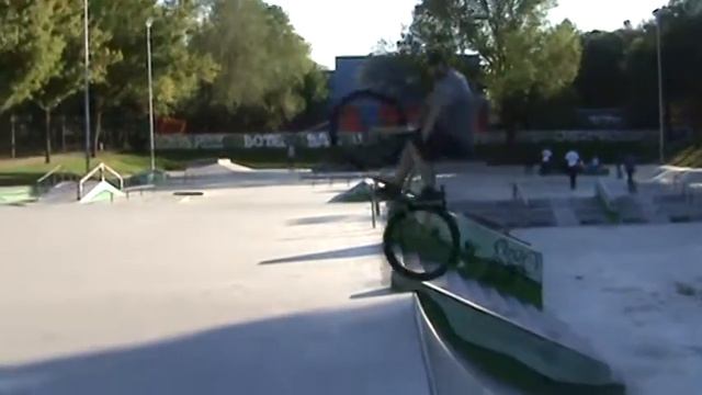 Samu Jump смотреть онлайн