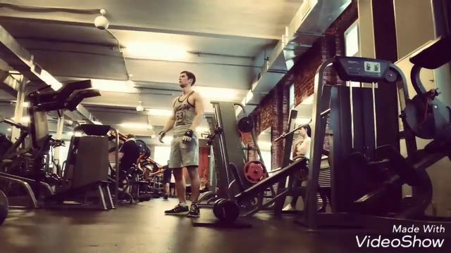 ЖИМ ШТАНГИ ЛЕЖА + ПОДТЯГИВАНИЯ. Как вам такой сет? Jony Brasko (training 042) смотреть онлайн