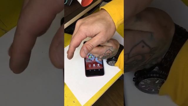 САМЫЙ КРЕПКИЙ ТЕЛЕФОН В МИРЕ