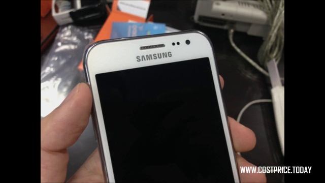 Samsung Galaxy J2 white color SM-J200H/DS смотреть онлайн