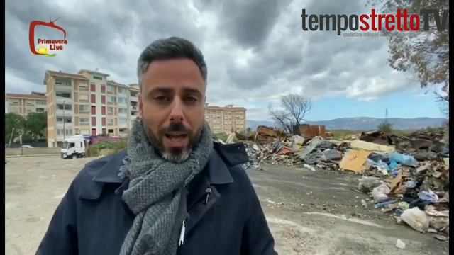 Reggio Calabria, emergenza rifiuti si continua a lavorare ad Arghillá смотреть онлайн