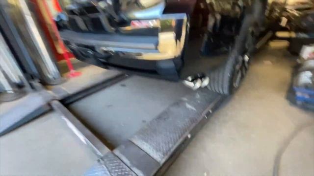 2018 Chevy Tahoe RST 6.2L V8 EXHAUST w/ BLACK WIDOW RACE VENOM! смотреть онлайн