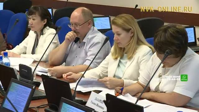 Егор Борисов предложил разрабатывать новые механизмы поддержки многодетных семей смотреть онлайн