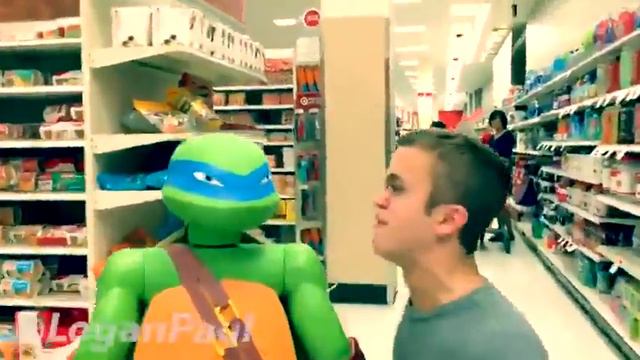 Когда кто то докапывается к другу смотреть онлайн