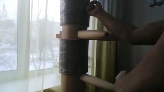 Нарезка работы на деревянным манекене смотреть онлайн