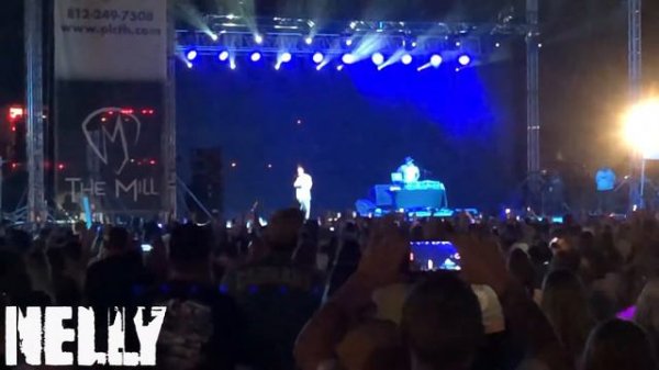 Nelly - Dilemma LIVE