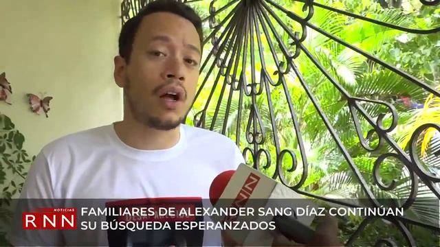 Familiares de Alexander Sang Díaz continúan su búsqueda esperanzados смотреть онлайн