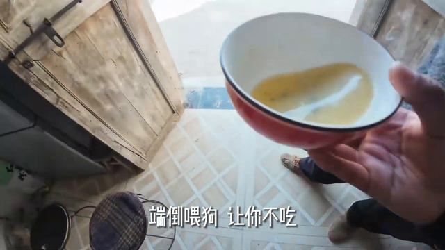 儿子放假玩手机上瘾，宁愿不吃饭也玩手机，爸爸管他还不服气反抗 смотреть онлайн