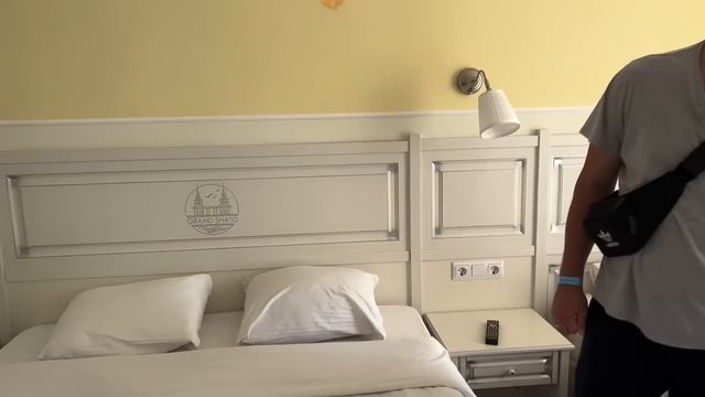 ОТЕЛЬ GRAND SHATO 3*. В ШОКЕ ОТ ПЛЯЖА. ЧЁРНОЕ МОРЕ. смотреть онлайн