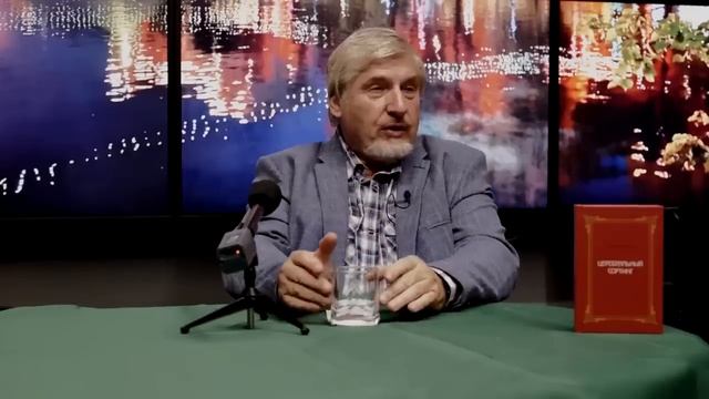 С. Савельев Сидеть и хрюкать возле монитора смотреть онлайн