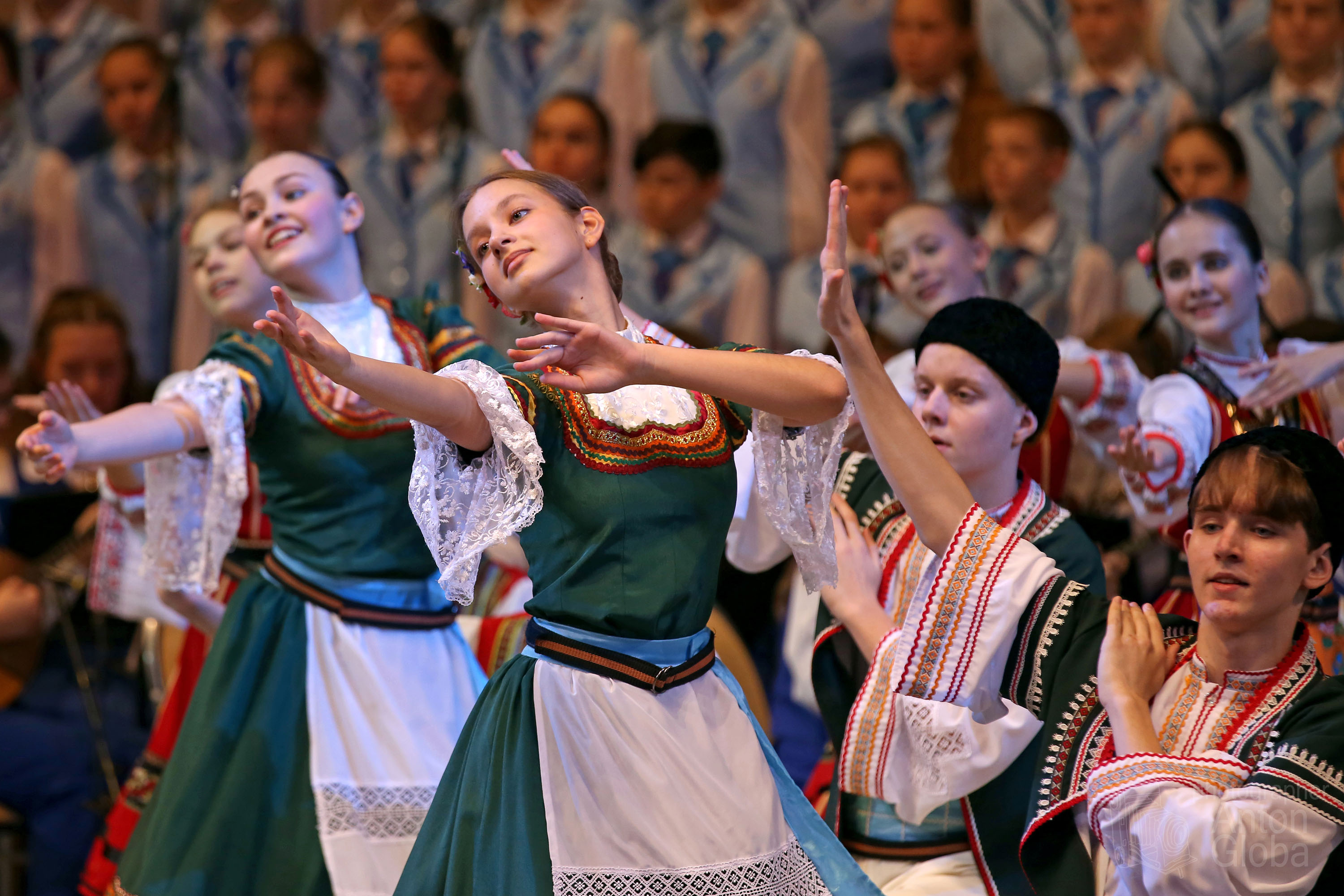 "Хоро", Ансамбль Локтева. "Khoro", Loktev Ensemble. смотреть онлайн