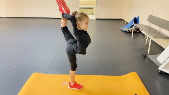 ? Miroslava Lebedeva!!! Первый прокат в 2021 году!!! Figure skating! Эмоции! Фигурное катание!⛸ смотреть онлайн