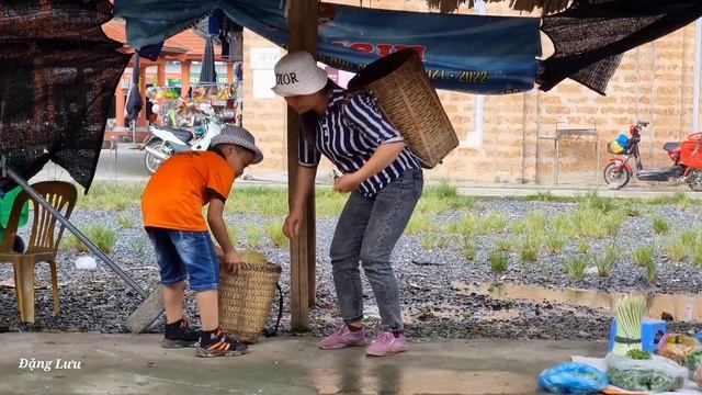 FULL VIDEO: 135 Harvest days of lemons, bamboo shoots, wild fruits, and cassava cakes go to market смотреть онлайн