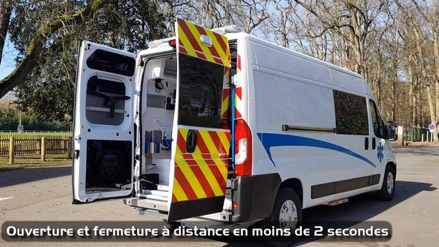 Petit a relevé le défi pour vous faciliter la vie : l'ouverture électrique des portes смотреть онлайн