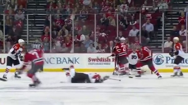 20 самых страшных травм в хоккее