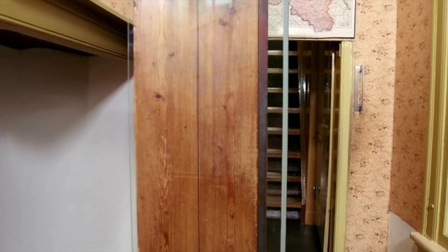 TOUR NELLA CASA SEGRETA DI ANNA FRANK - il nostro VIAGGIO nell’OLOCAUSTO ad Amsterdam смотреть онлайн