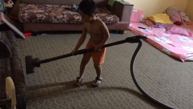 How to use vacuum cleaner! смотреть онлайн