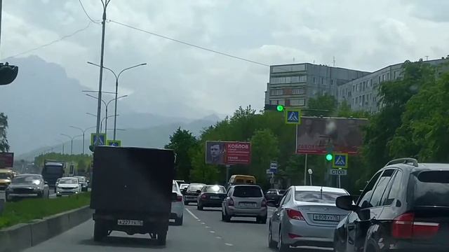 Галопом по СевКаву. Осетинские пироги, Сталин во Владикавказе, Военно-Грузинская дорога смотреть онлайн