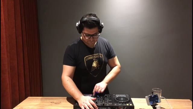 Defected & Groovy House set смотреть онлайн