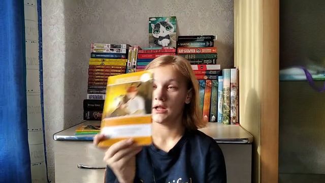 Мои английские книги ???? | Какие книги я читаю на английском языке смотреть онлайн