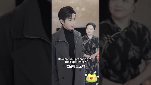 替嫁新娘逃婚，陰差陽錯逃到了總裁老公車上，一時貪吃，她擦擦嘴就跑，不料總裁是個寵妻狂魔，上門委屈巴巴求負責：「你得賠我一個老婆！」#熱播短劇#霸道總裁#甜寵#chinesedramaengsub