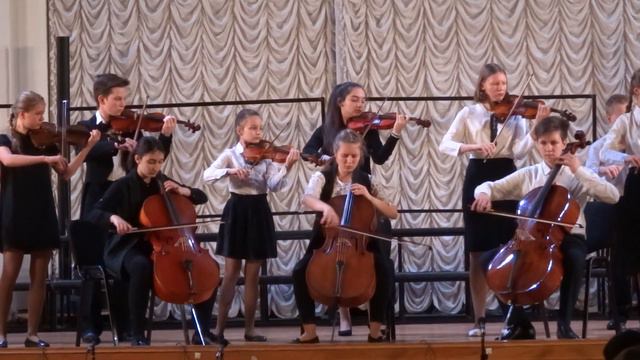 Сводный анс. 41 и 33 муз.шк.:Киликия соло на виолончели-Лиза Шестакова смотреть онлайн