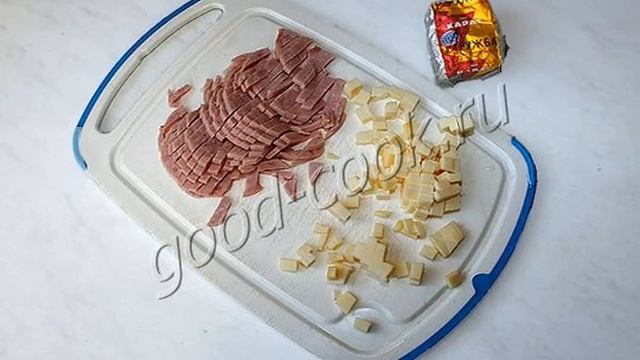 Сметанный пирог с плавленым сыром и ветчиной. Рецепт приготовления смотреть онлайн