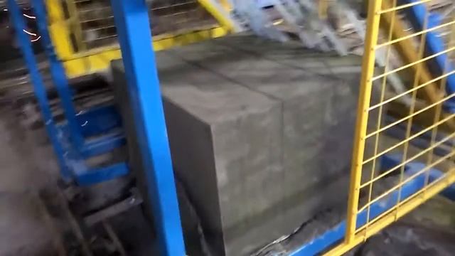 Пенобетон, распил монолитного пенобетона. смотреть онлайн