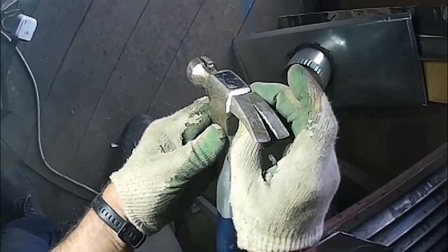 Самодельный молоток Мартинес.