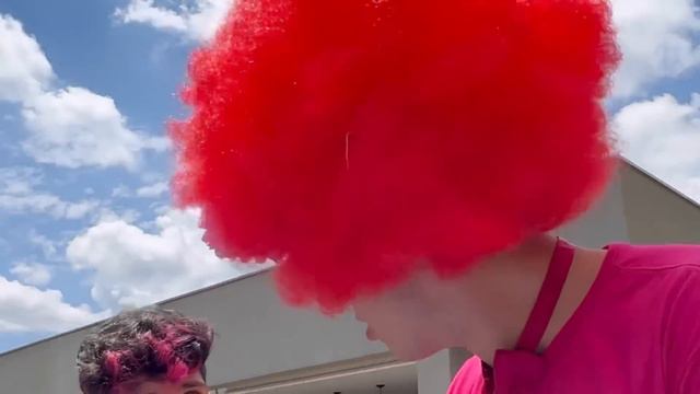 TROQUEI DE PERSONALIDADE COM O ENALDINHO *ele surtou? смотреть онлайн