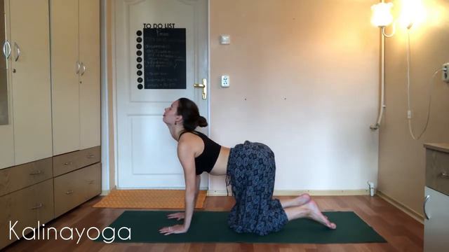 Вечерняя плавная йога | KALINAYOGA смотреть онлайн