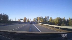 Volkswagen Jetta 1,4 TSI 125 л.с. на дороге с ограниченным обгоном