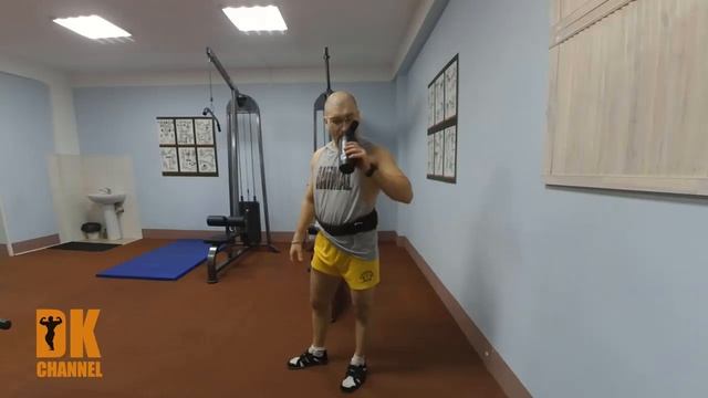 Начинаем приседать с весом 150 кг. не Dомашняя Качалка. смотреть онлайн