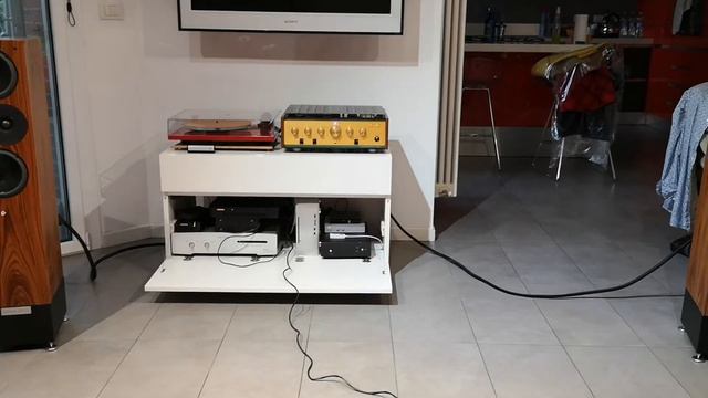 SOtM sMS 200 Ultra & SOtM sNH 10G смотреть онлайн