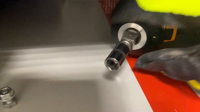 Китайский гайковерт DeWalt. Стоит ли? смотреть онлайн